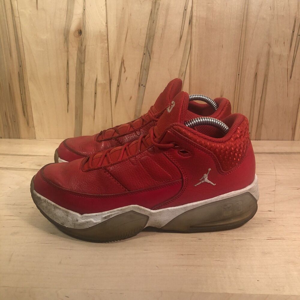 Nike Air Jordan Max Aura 3 Boys Size 7Y Red Athletic Shoes Sneakers DA8021-600